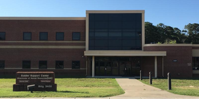 Extérieur du fort Gregg Adams